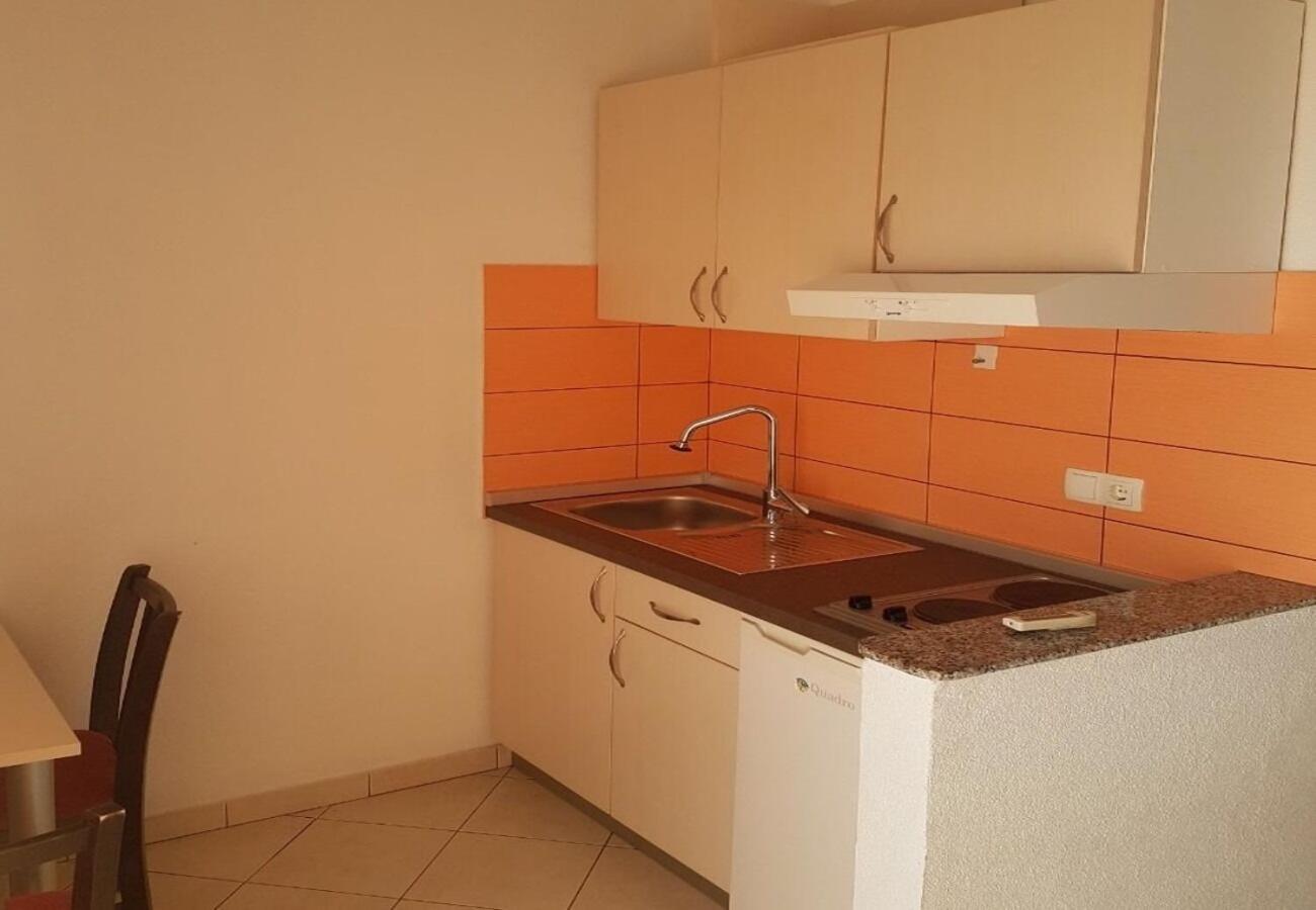 Apartments Domagoj - On The Beach Lukovo Šugarje Екстериор снимка