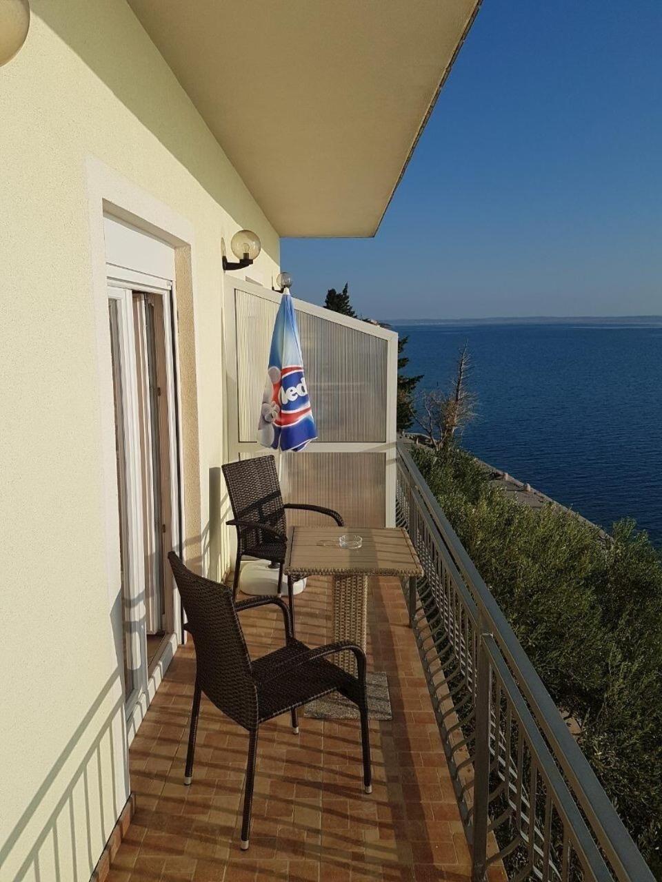 Apartments Domagoj - On The Beach Lukovo Šugarje Екстериор снимка