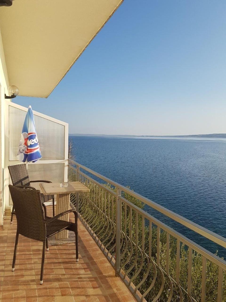 Apartments Domagoj - On The Beach Lukovo Šugarje Екстериор снимка